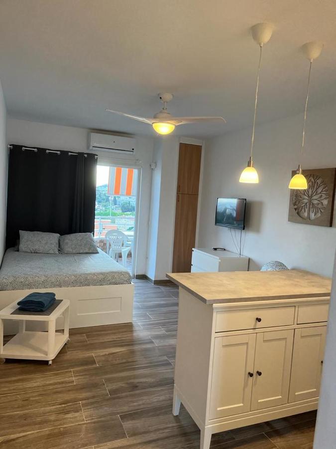 Apartment In Торремолинос Экстерьер фото